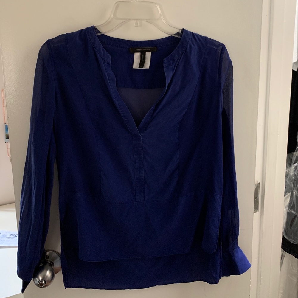 BCBG office top
